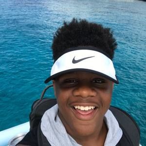 Meet your Posher, Aaron